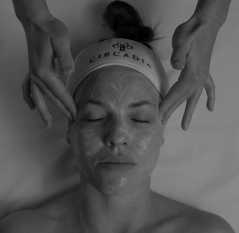 image depicting oxygen facial mask from circadia offered at privi studios